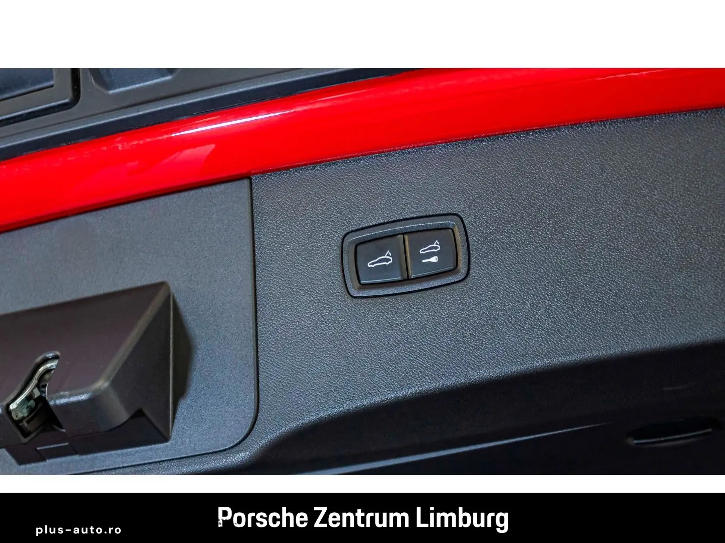 PORSCHE Cayenne GTS Coupe