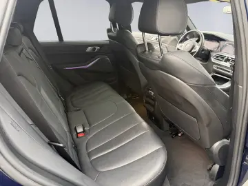 BMW X5 xDrive 40d M Sport Laser AHK H K Pano HUD RFK