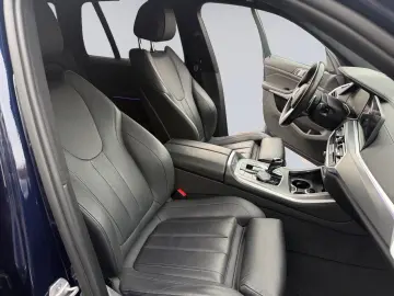 BMW X5 xDrive 40d M Sport Laser AHK H K Pano HUD RFK