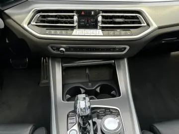 BMW X5 xDrive40d M-Sport NAV LASER AHK PANO HEAD-UP