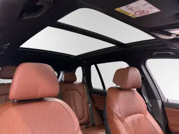 BMW X5 xDrive40d M Sport AHK Pano Standhzg. HarmanKa