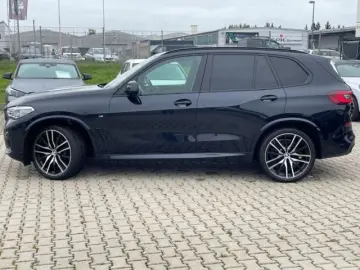BMW X5 xDrive 40d A M Sport Pan.SD AHK Wifi Hifi HUD