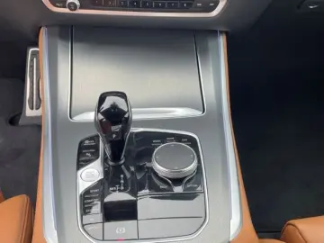 BMW X5 xDrive 40d A M Sport Pan.SD AHK Wifi Hifi HUD