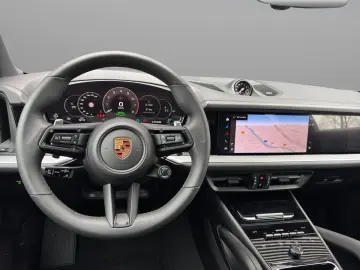 PORSCHE Cayenne E-Hybrid SoftClose Bose 18Way PassDisplay