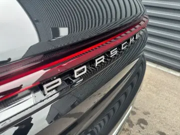 PORSCHE Cayenne E-Hybrid SoftClose Bose 18Way PassDisplay