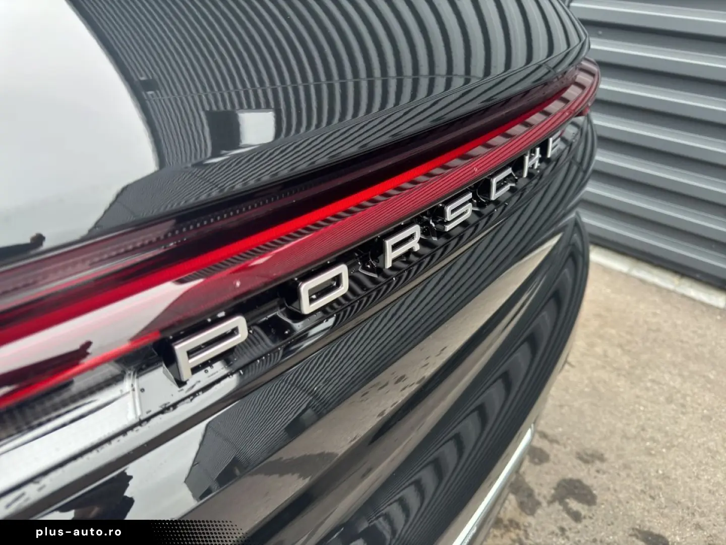 PORSCHE Cayenne E-Hybrid SoftClose Bose 18Way PassDisplay