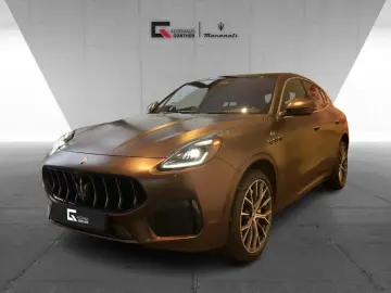 MASERATI Grecale GT Bronzo Opaco - Panorama - 300 PS