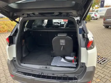 PEUGEOT 5008 GT BHDi 130 EAT8  Kamera LED Pano-Dach Navi
