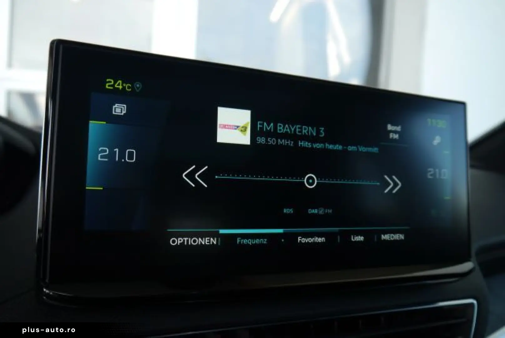 PEUGEOT 3008 Hybrid4 300 e-EAT8 GT AHK  Focal  SHZ  SD