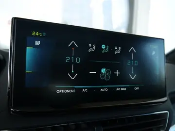 PEUGEOT 3008 Hybrid4 300 e-EAT8 GT AHK  Focal  SHZ  SD