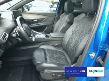 PEUGEOT 3008 GT Hybrid4 300 (Plug-In) Pano Leder AGR ACC