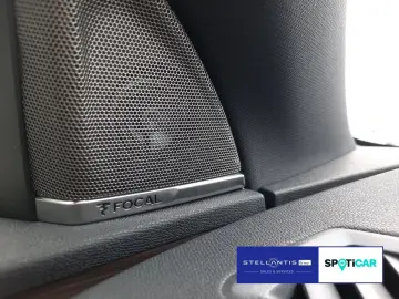 PEUGEOT 3008 GT Hybrid4 300 (Plug-In) Pano Leder AGR ACC