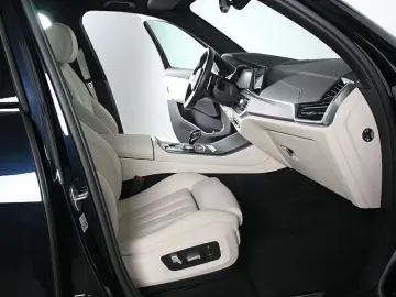 BMW X5 xDr.30dA M Sport TV ACC AHK Laser HuD Panoram