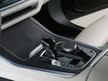 BMW X5 xDr.30dA M Sport TV ACC AHK Laser HuD Panoram