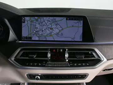 BMW X5 xDr.30dA M Sport TV ACC AHK Laser HuD Panoram