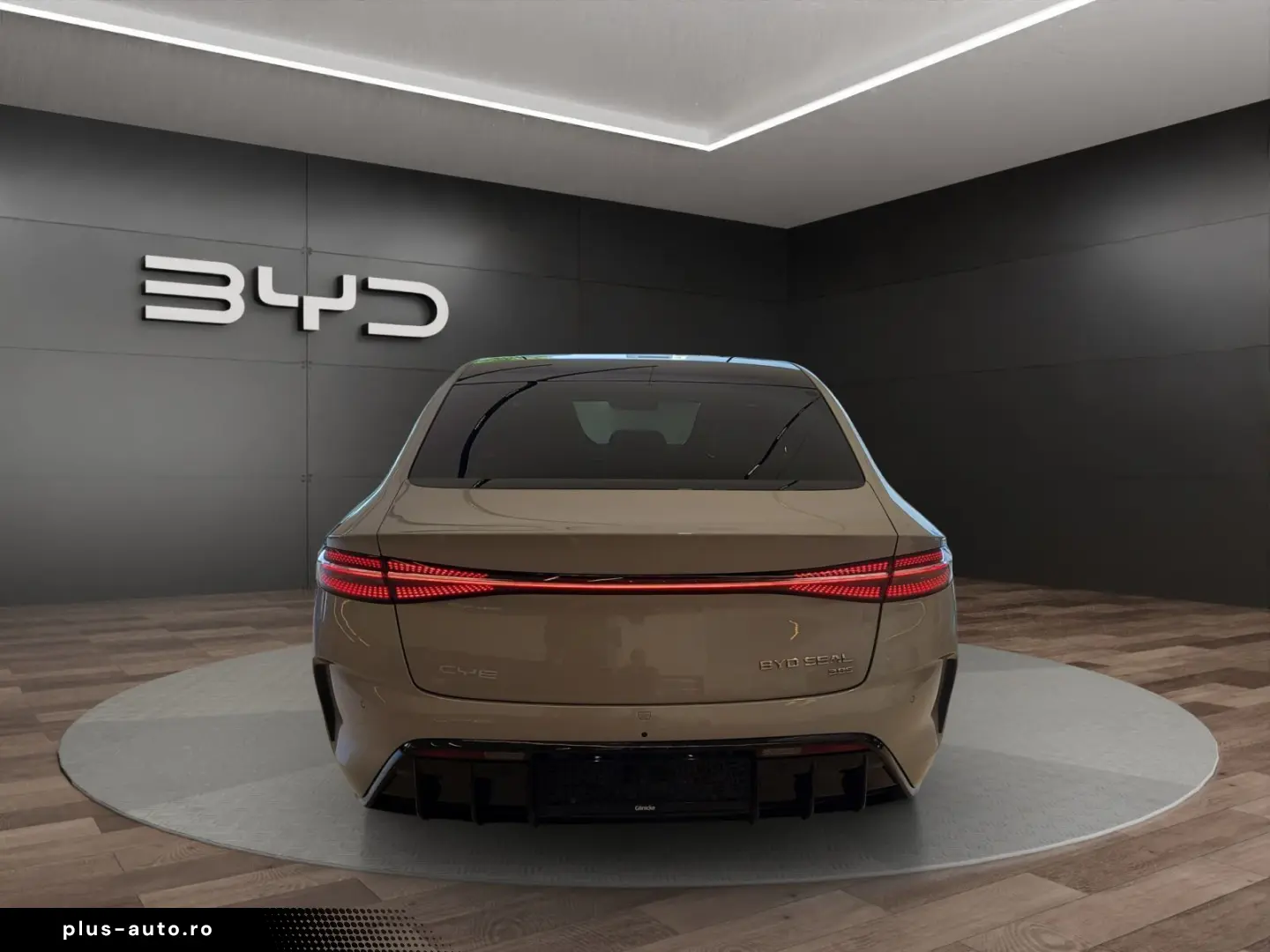 BYD Seal Excellence AWD Pano Soundsystem Wärmepumpe