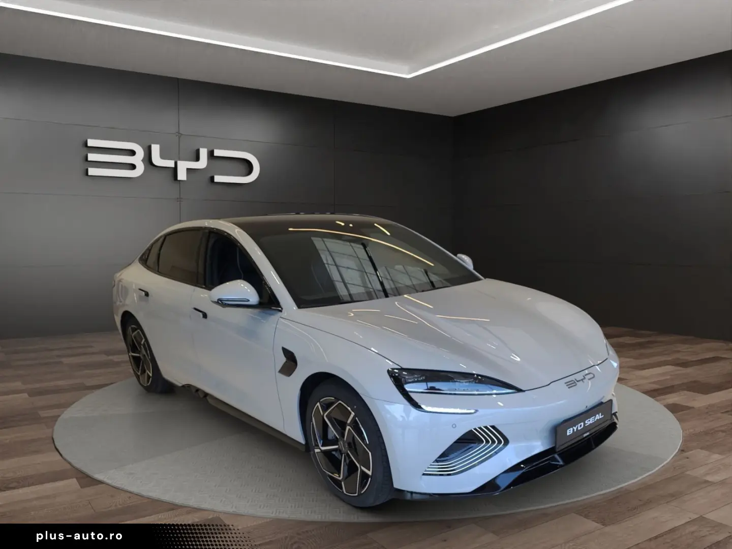 BYD Seal Excellence AWD Pano Soundsystem Wärmepumpe