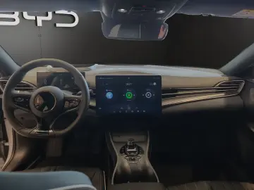 BYD Seal Excellence AWD Pano Soundsystem Wärmepumpe