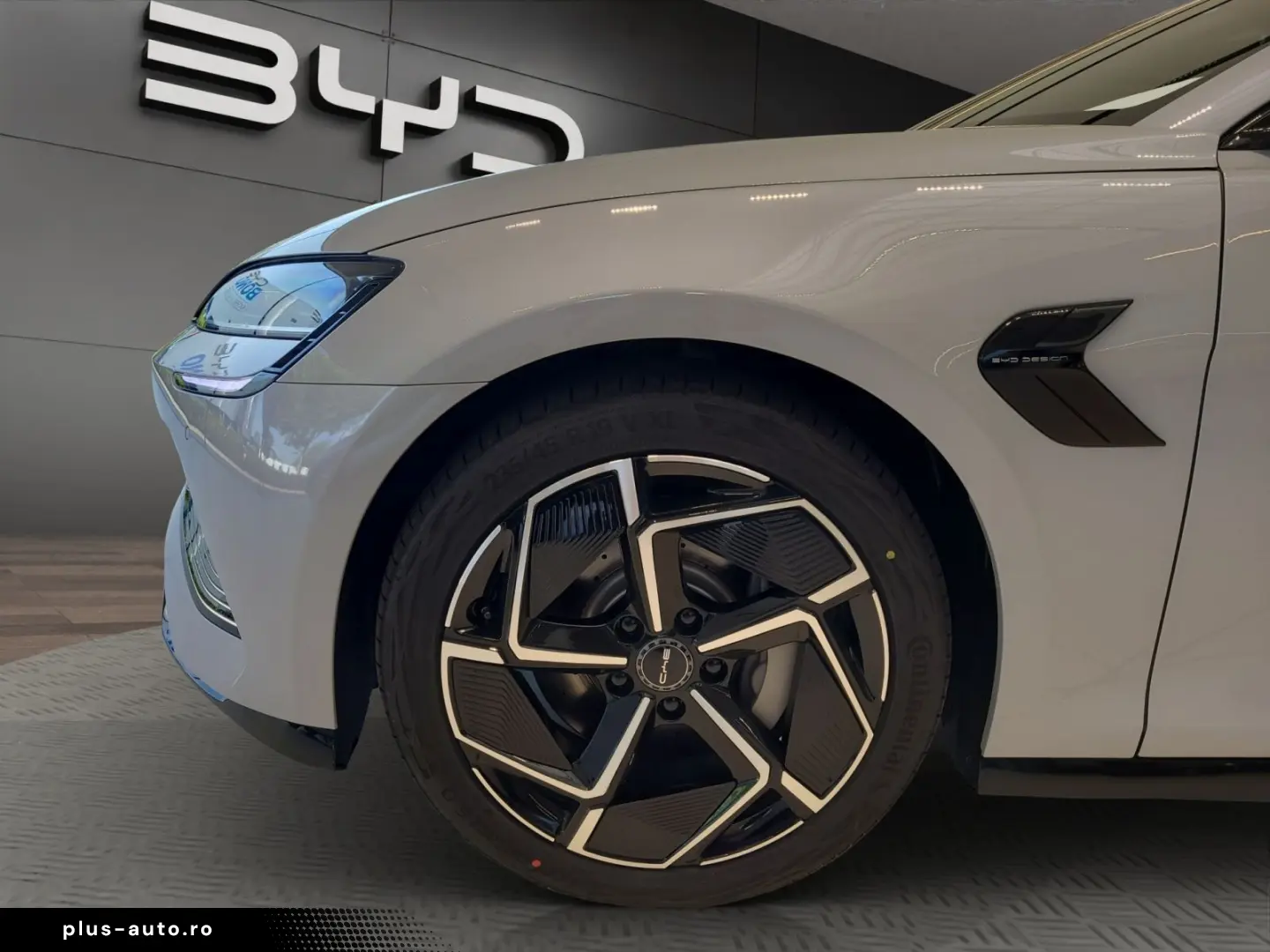 BYD Seal Excellence AWD Pano Soundsystem Wärmepumpe