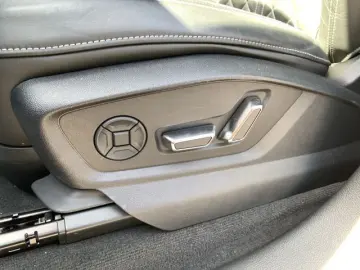 AUDI SQ8 TFSI quattro