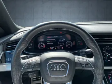 AUDI SQ8 TFSI quattro