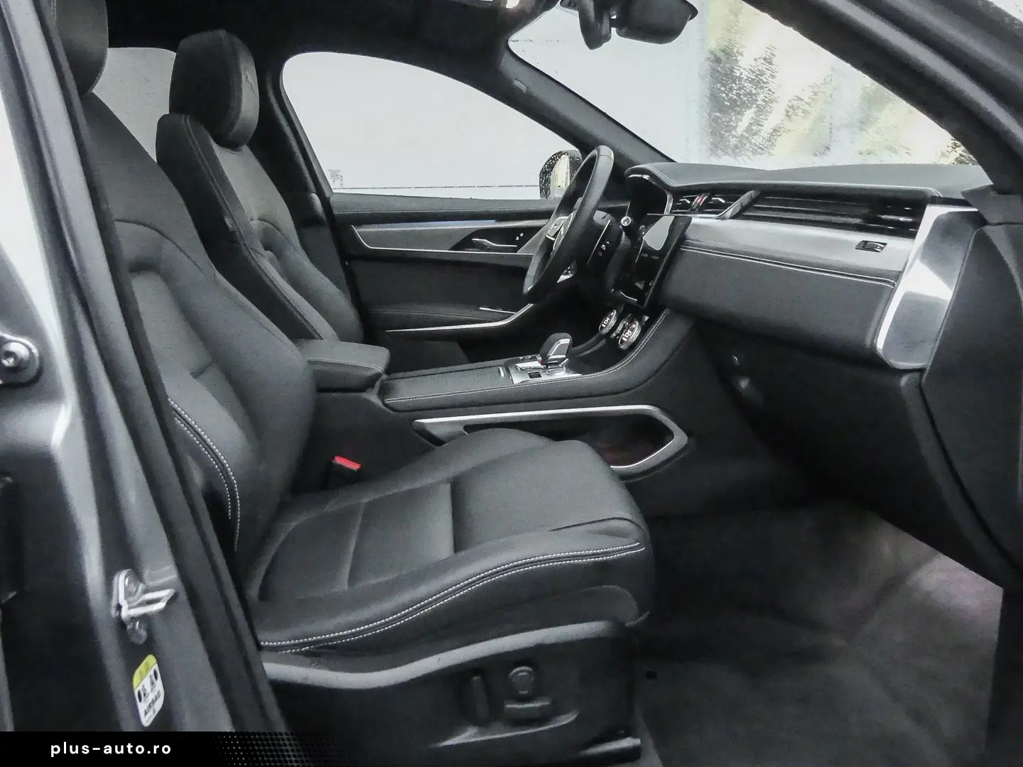 JAGUAR F-Pace R-Dynamic SE AWD 90th Ed. AHK-el. klappb.