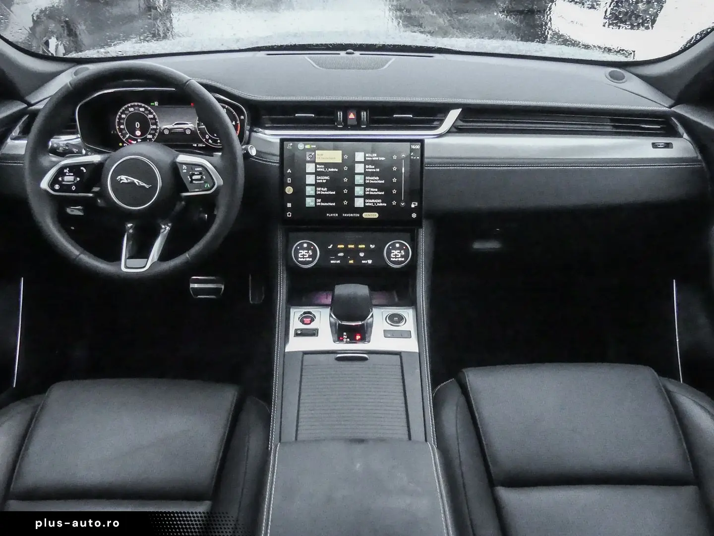 JAGUAR F-Pace R-Dynamic SE AWD 90th Ed. AHK-el. klappb.