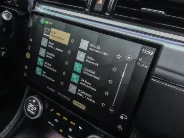 JAGUAR F-Pace R-Dynamic SE AWD 90th Ed. AHK-el. klappb.