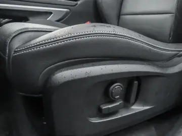 JAGUAR F-Pace R-Dynamic SE AWD 90th Ed. AHK-el. klappb.