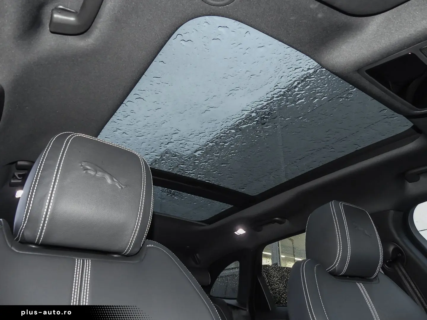 JAGUAR F-Pace R-Dynamic SE AWD 90th Ed. AHK-el. klappb.