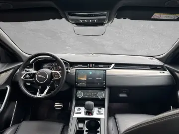 JAGUAR F-Pace D300 AWD R-Dynamic SE 90th   HUD   Winter