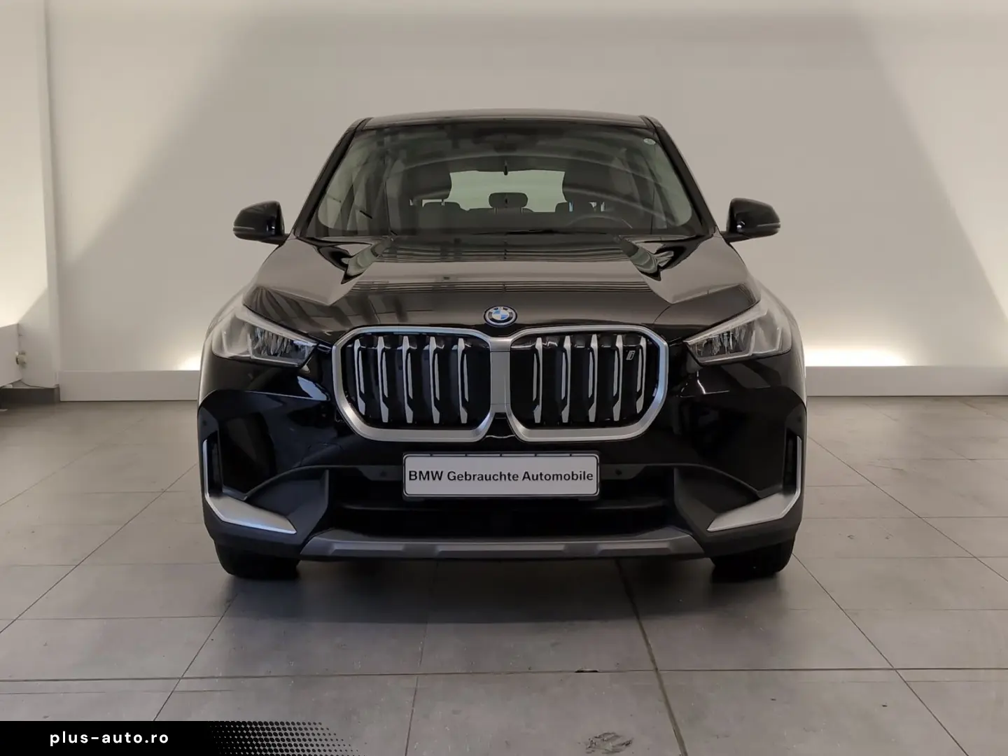 BMW iX1 xDrive30 Navi LED PA MFL DAB SHZ Adapt. FW D