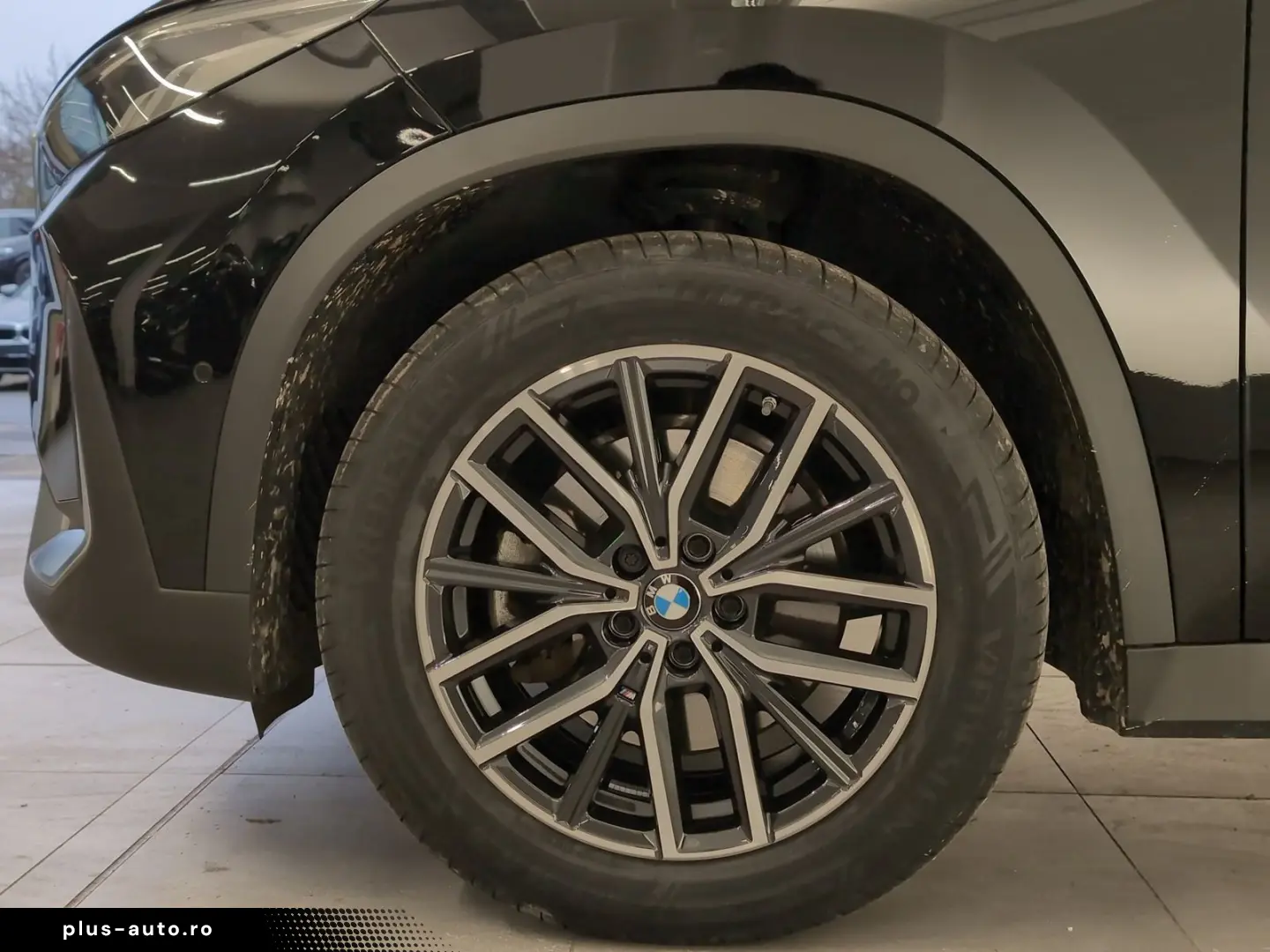 BMW iX1 xDrive30 Navi LED PA MFL DAB SHZ Adapt. FW D