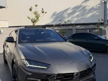 LAMBORGHINI Urus 4.0 V8 Akrapovic Novitec Warranty  Carbon