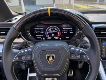 LAMBORGHINI Urus 4.0 V8 Akrapovic Novitec Warranty  Carbon