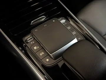 MERCEDES-BENZ EQA 250 Advanced-Paket Reality-Navi VZ&hellip;