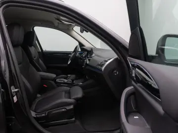 BMW X3 xD30e HUD Komfort AHK Kamera DAB HiFi Sport