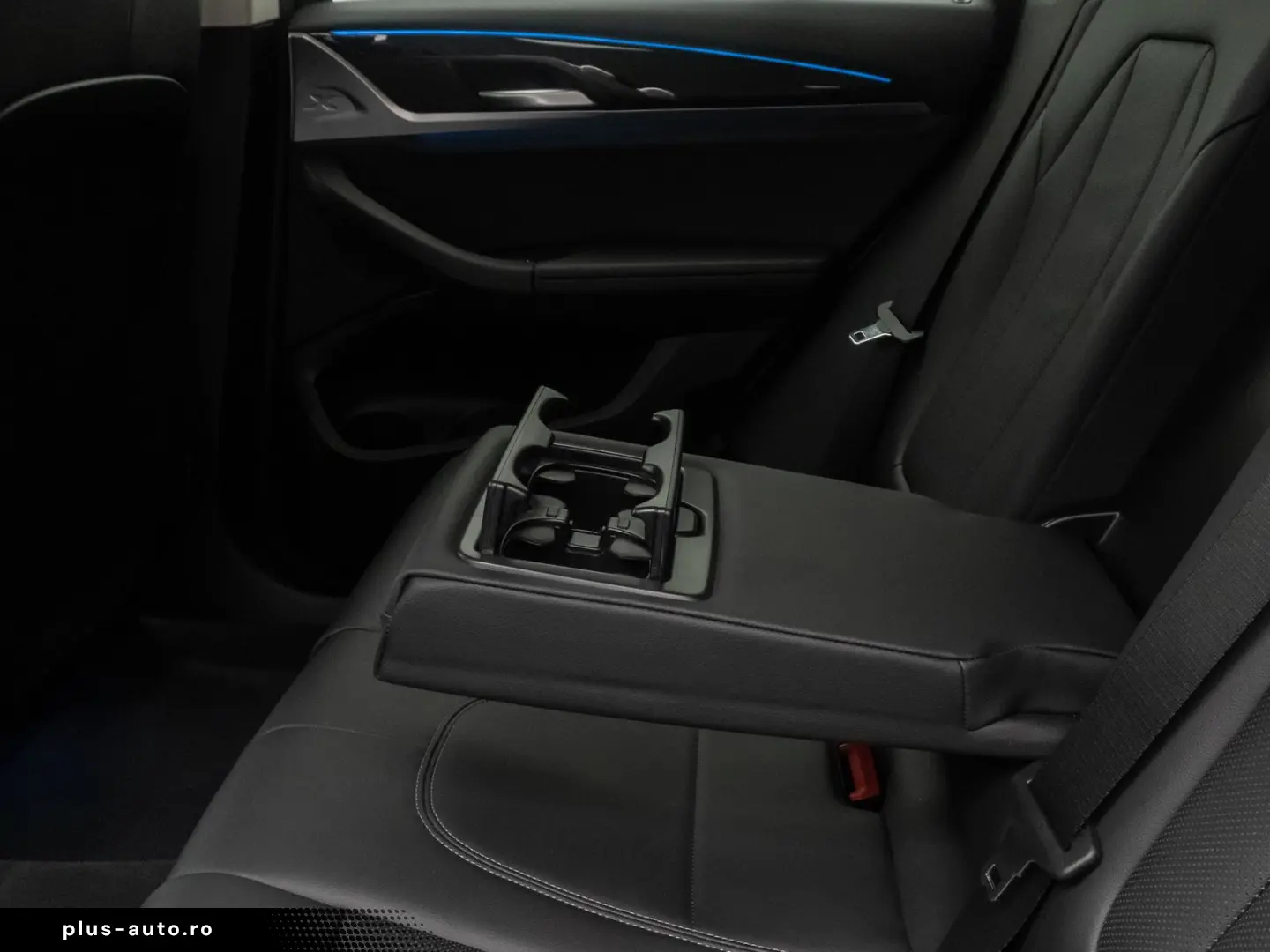 BMW X3 xD30e HUD Komfort AHK Kamera DAB HiFi Sport