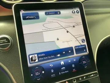 MERCEDES-BENZ GLC 300 e 4M Coupé Avantgarde Advanced LED AHK