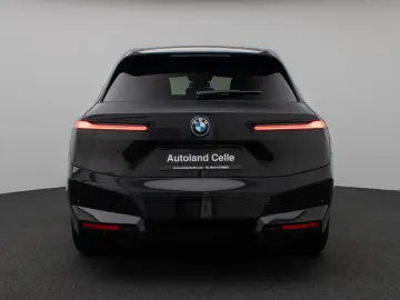 BMW iX xD40 Sport Panorama Laser 360 ACC Komfort 22
