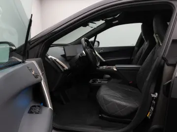 BMW iX xD40 Sport Panorama Laser 360 ACC Komfort 22