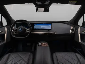 BMW iX xD40 Sport Panorama Laser 360 ACC Komfort 22