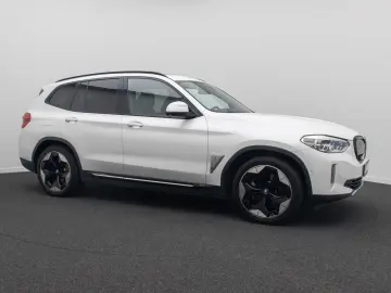 BMW iX3 IMPRESSIVE H K 360  Panorama HUD DAB 20Zoll