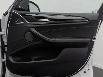 BMW iX3 IMPRESSIVE H K 360  Panorama HUD DAB 20Zoll