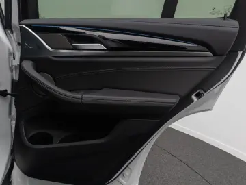 BMW iX3 IMPRESSIVE H K 360  Panorama HUD DAB 20Zoll