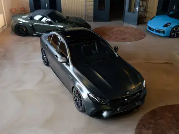 MERCEDES-BENZ E 63 AMG S   4 Matic   1000 PS    Burmester