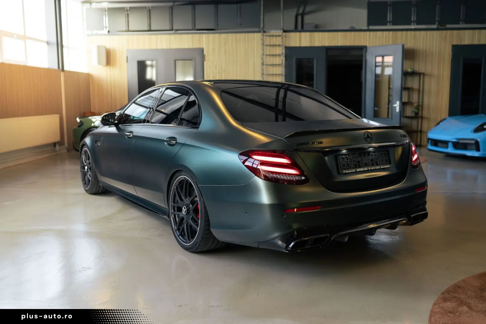 MERCEDES-BENZ E 63 AMG S   4 Matic   1000 PS    Burmester