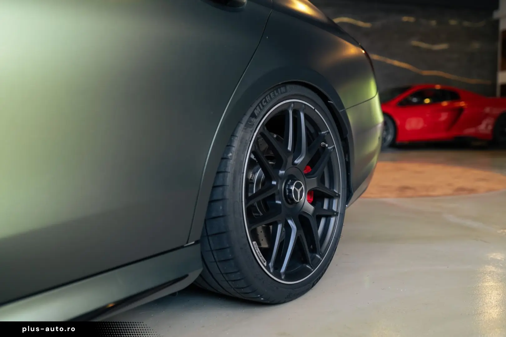 MERCEDES-BENZ E 63 AMG S   4 Matic   1000 PS    Burmester