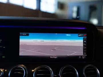 MERCEDES-BENZ E 63 AMG S   4 Matic   1000 PS    Burmester