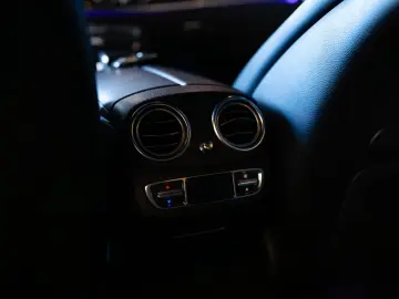 MERCEDES-BENZ E 63 AMG S   4 Matic   1000 PS    Burmester